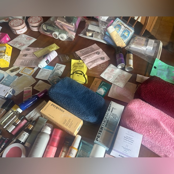 Makeup Mystery Bundle - Picture 11 of 15